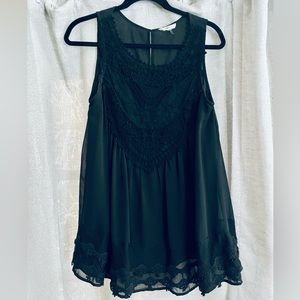 Womens Entero Size M black crochet and flowy tank top blouse